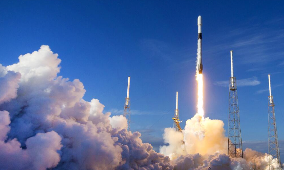 Space-X-+-LynnCo
